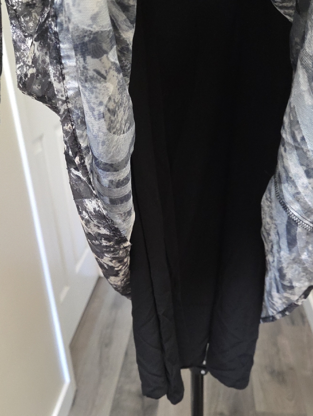 NWT Kaffe Black & White Marble Print Mesh Ruffle Dress 2-In-1 Sheer Sleeve - Picture 9 of 13